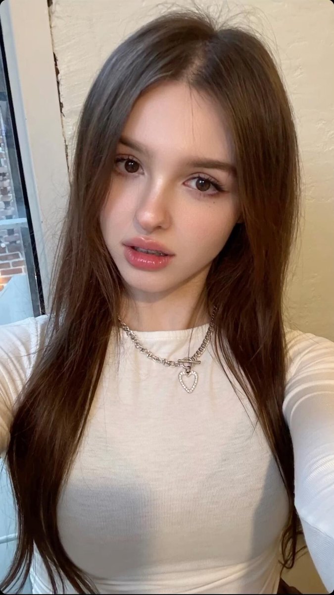 ThomasScotcs's tweet photo. I (18F) opened up to my parents about struggling in university after being the "obedient" child my whole life. https://t.co/WAz4cFbOzP