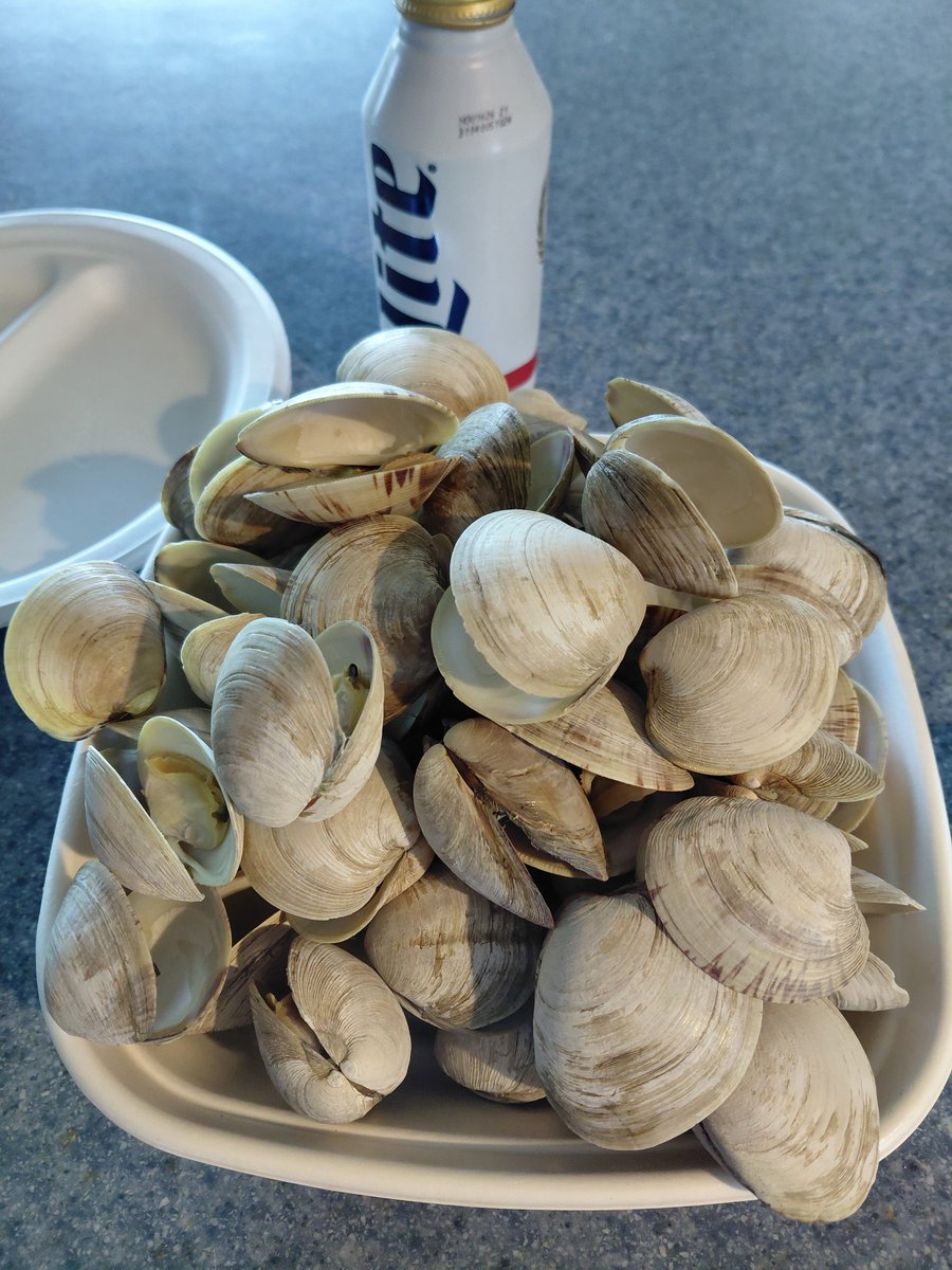 DP5705's tweet photo. Great Weekend wrapped up with Sunday FunDay and some old school hook and line walleye! Started with @BananaBall_ with the Party Animals in Cleveland, some Saturday softball with @molly_pace4 and a great homecoming for her, a clam bake for us and old school eyes on Sunday!!! https://t.co/eh2Xf0nneE