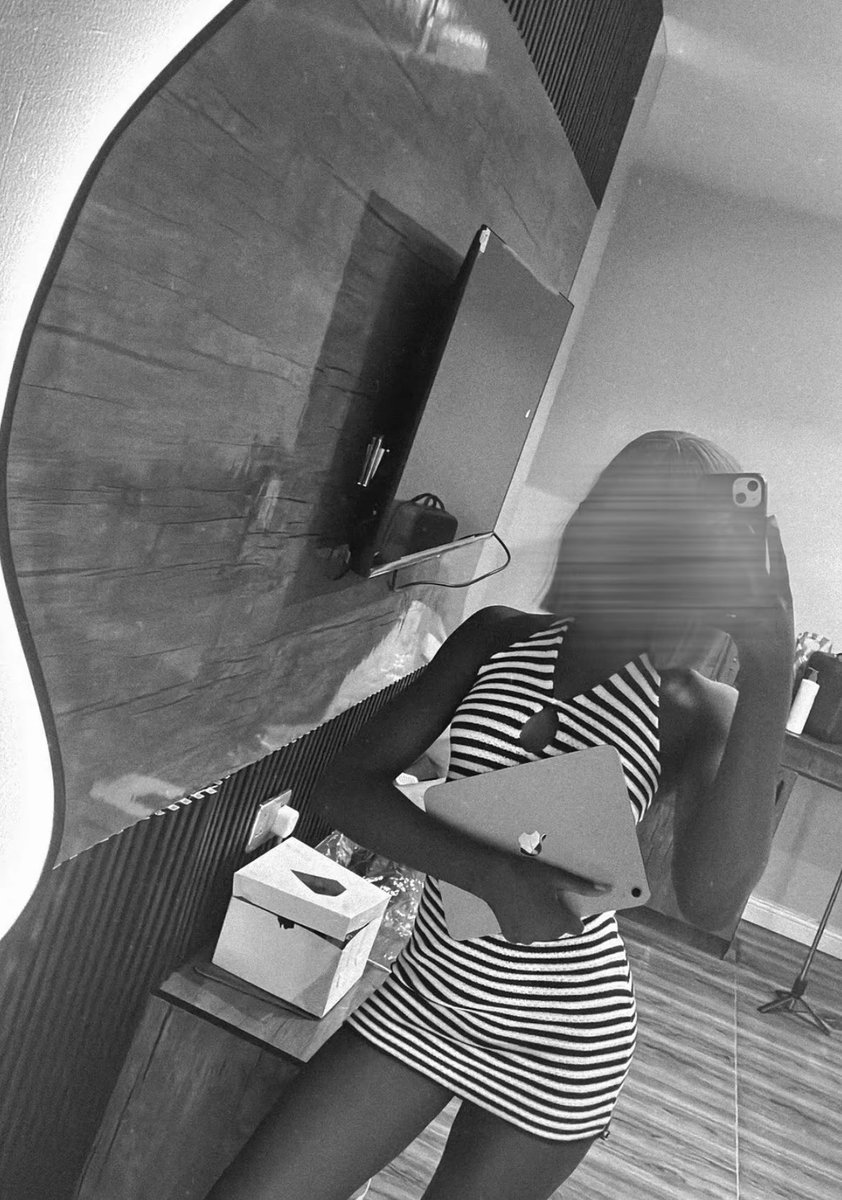 voltagequeenn's tweet photo. F🫠Ck 😌❤️ https://t.co/3FZAYhNfT8