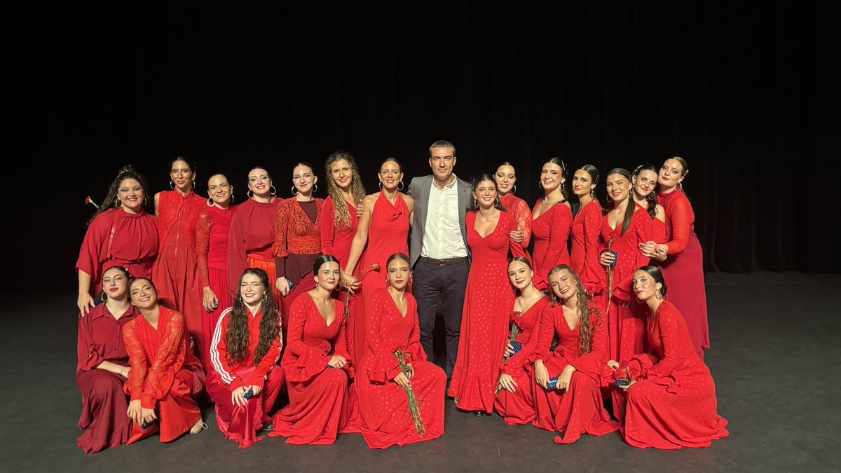 estareaquimismo's tweet photo. Gran noche con la Gala @aspanpal organizada por la @juntacentroEste Enhorabuena a Magdalena Morales y Será Flamenco por su espectáculo “Madre” #seguimos Gracias @contxaruiz @pititorres @ascensionCarreño y Regina Sarria por venir https://t.co/ab576tqkVo