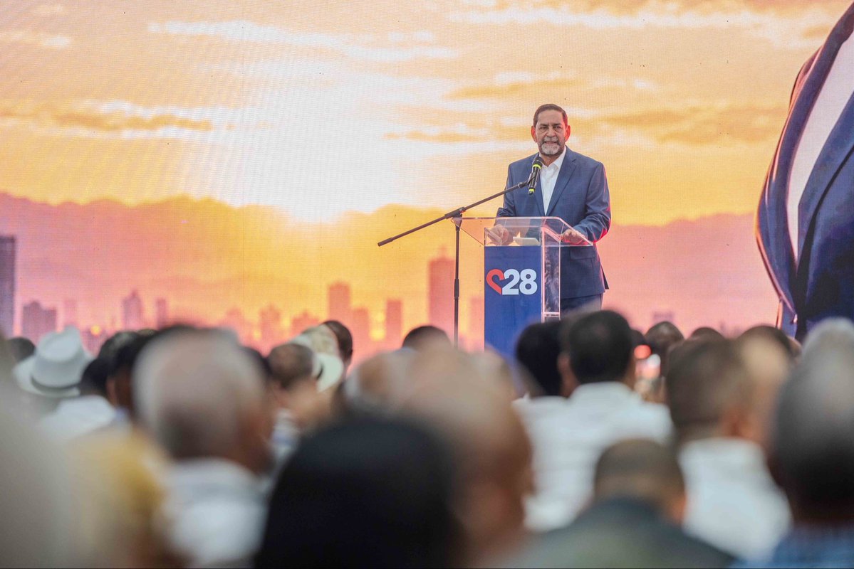 ConCarolina28's tweet photo. Cada nueva integración amplía el equipo que se construye y define con mayor claridad el camino hacia 2028.

Una nueva etapa comienza. Y seguimos sumando. 🇩🇴 https://t.co/IhzxZ3uni1