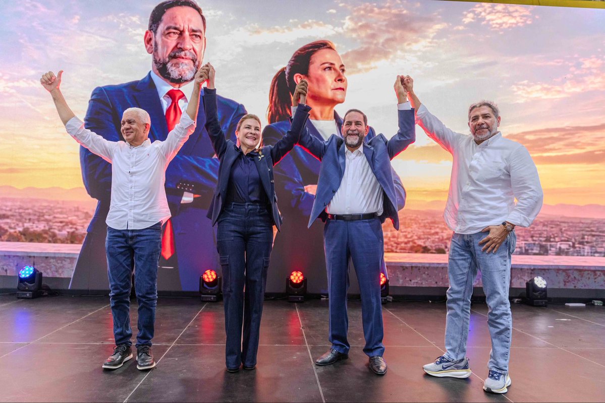 ConCarolina28's tweet photo. Esto ya tiene rumbo, equipo y propósito.

El proyecto C28 de nuestra @carolinamejiagomez hacia 2028 entra en una nueva etapa con la incorporación de @eligiojaquez y su equipo, sumando experiencia, organización y capacidad de trabajo. https://t.co/RWS8BqEvf6