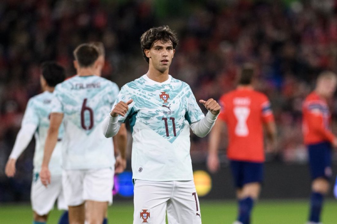 Nawaf_STATS's tweet photo. 🚨🚨🚨🚨⚠️جواو فيليكس:

المدرب يعرفني جيدًا، فقد أمضيت معه عامًا كاملًا ، اللعب كمهاجم ثانٍ يساعدني كثيرًا؛ فهذا هو مركزي

لست جناحًا أيسر، ولست لاعبًا على الخط، بل ألعب هنا في هذا المكان.

لطالما قدمت كل ما لدي وحاولت مساعدة الفريق، بغض النظر عن المركز الذي ألعب فيه، سواء شاركت لمدة 20 أو 30 أو 90 دقيقة. 

ما زلت أفعل الشيء نفسه، لكنني الآن ألعب في مركزي الحقيقي

هنا أشعر براحة أكبر، وهنا أستطيع مساعدة الفريق أكثر.