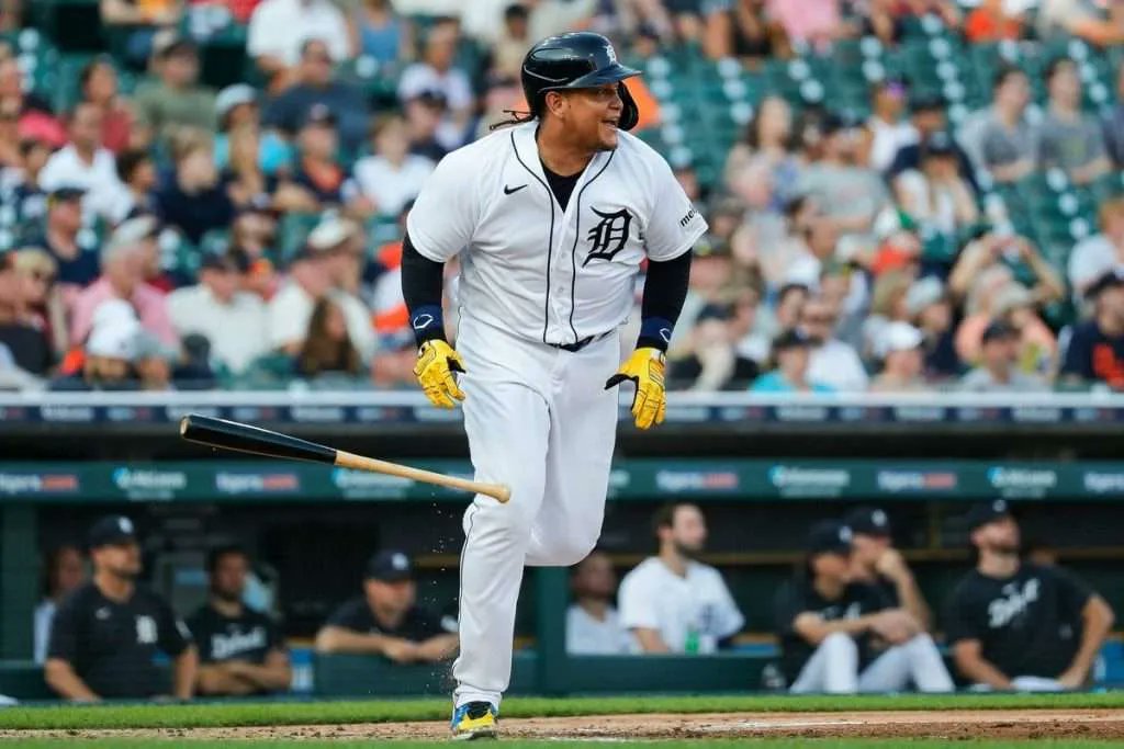 guille94's tweet photo. 12 coronas de bateo en los últimos 17 años para VENEZUELA: 

2010: CarGo 
2011: Miguel Cabrera 
2012: Miguel Cabrera
2013: Miguel Cabrera 
2014: José Altuve 
2015: Miguel Cabrera 
2016: José Altuve
2017: José Altuve
2022: Luis Arráez
2023: Arráez
2024: Arráez 
2026: MORENO 

🥵🇻🇪 https://t.co/ixjPIi8dto