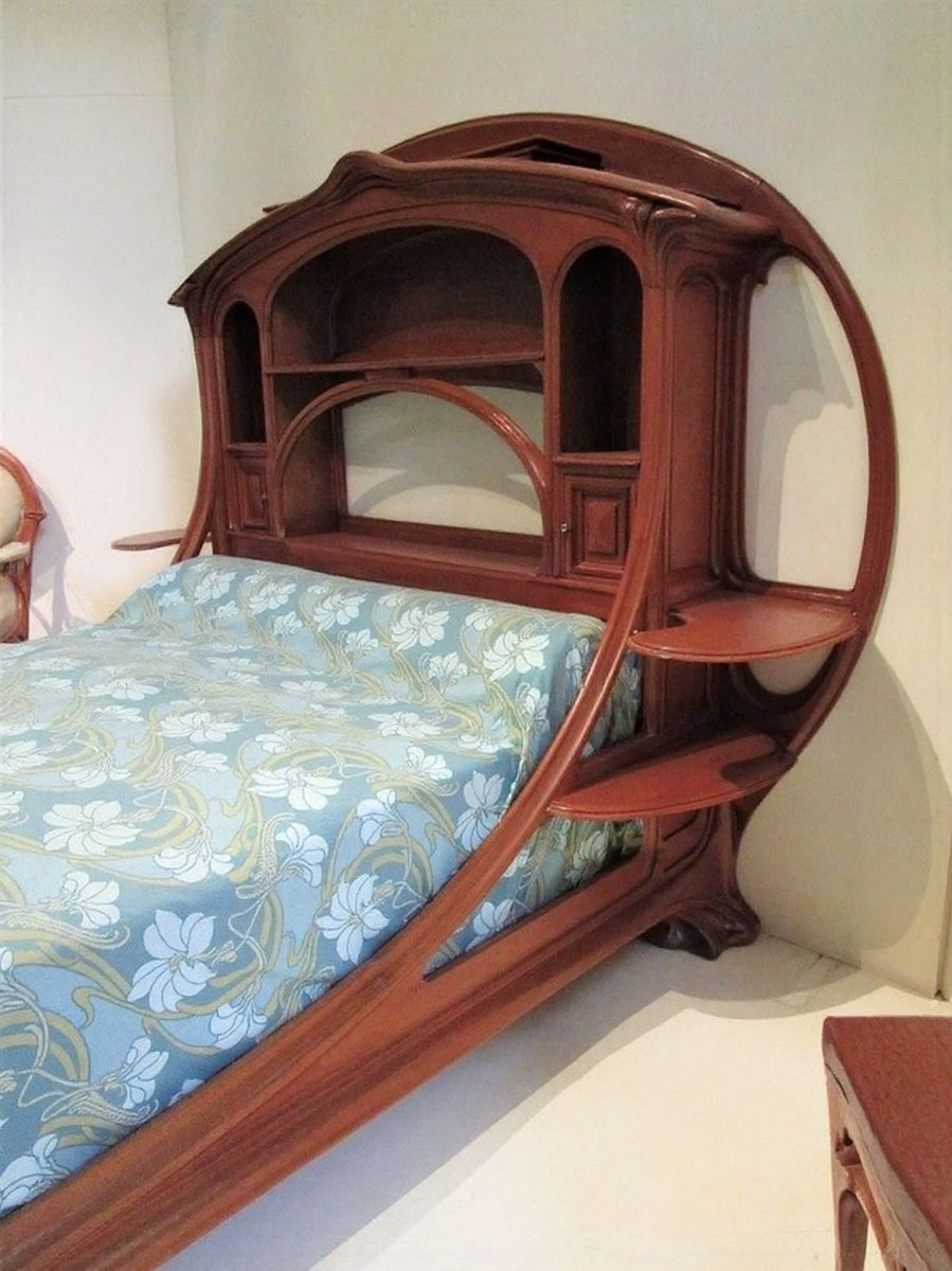 bambiseye's tweet photo. furniture that is art nouveau-esque like(if thats what u call it) is so cute and gorgeous i swear if i had money and big enough of a house i would have this https://t.co/Wki9j15IoM