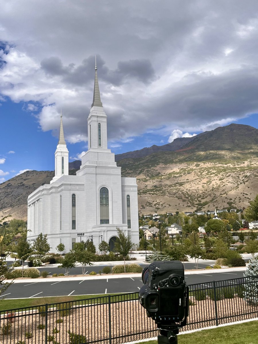 ChristianP60504's tweet photo. Beats watching football.
#LDS #LDSX #LDX https://t.co/tqIu1zoxLO