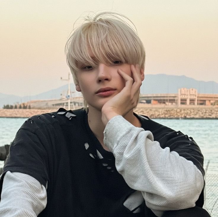 Shinye0n's tweet photo. ⋆˚꩜｡  ¡ busco mutuals !    🎥  ( día 2 )
 
            she - him  /  ⊹ ࣪ ˖ 🇨🇱 .ೀ

 (   #stantwt #kpoptwt  )ㅤ 
               ults:   txt  . cortis . illit   ᥬᩤ   ݁  ˖

Busco mutis, para interactuar y hacer amiguitos ♡
      ♡  ノ  ↻   =   mutualxsiempre https://t.co/uZzr6Ajcwe