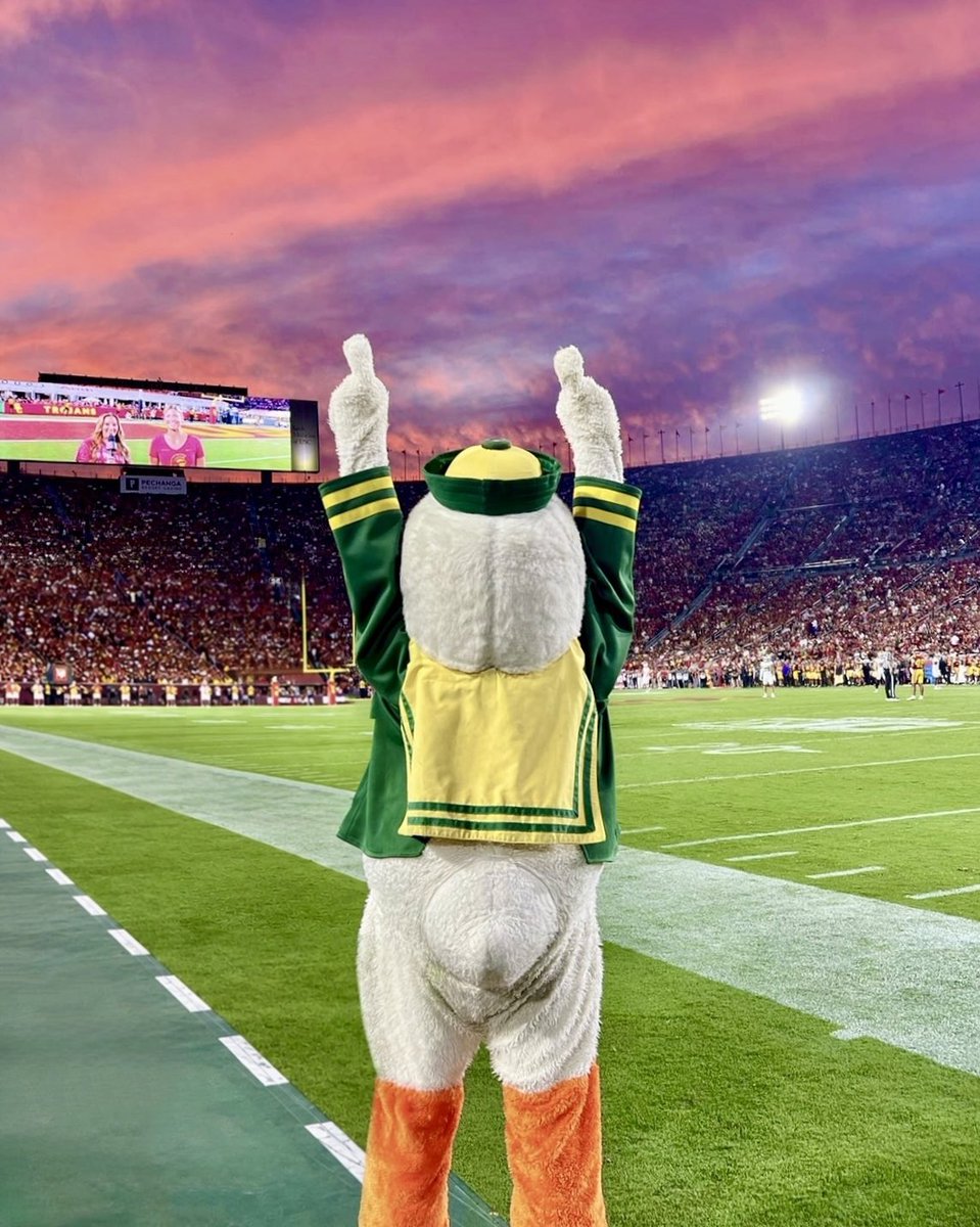 TheOregonDuck's tweet photo. usc ya later https://t.co/Dpj6eo1R8u