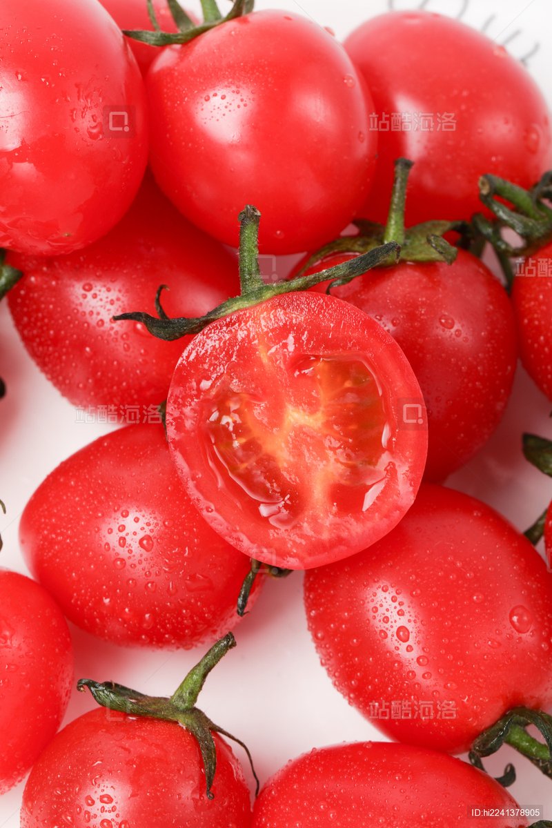AlaineMelroy's tweet photo. Just tried the new organic cherry tomatoes at the farmers’ market—bursting with sweet juiciness, zero weird aftertastes, and perfect as a quick snack or salad add-on. 10/10 would repurchase! https://t.co/uoqLWrR34F