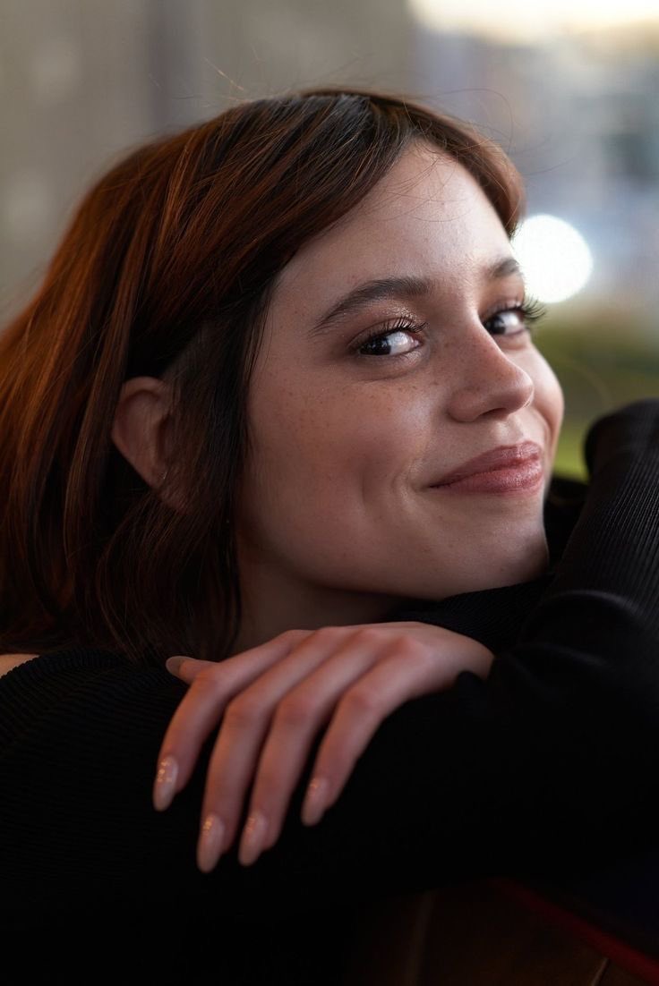 orttegaz's tweet photo. feliz aniversário, jenna! 🤍 https://t.co/WqNvyTFNqd