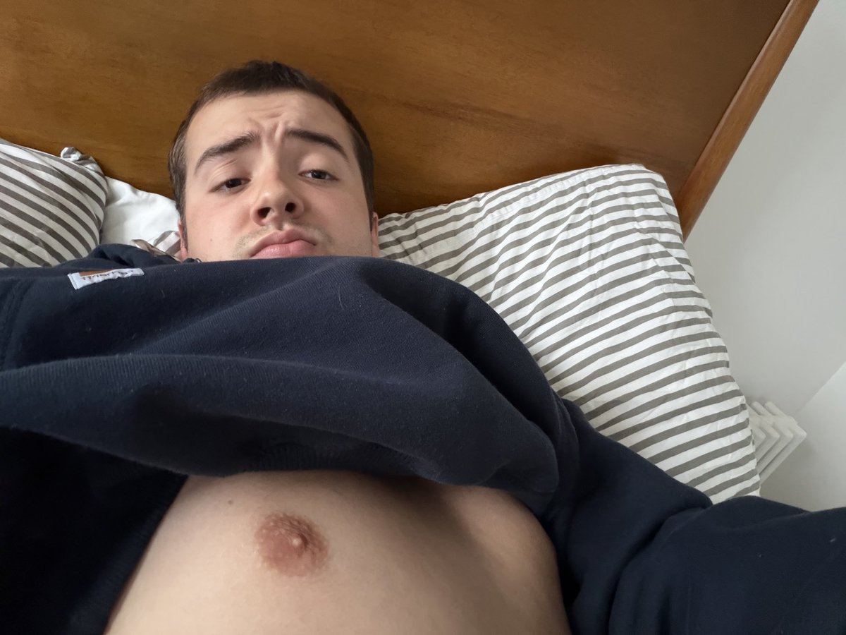 basti3_'s tweet photo. How it feels https://t.co/P4ze4bbiT9