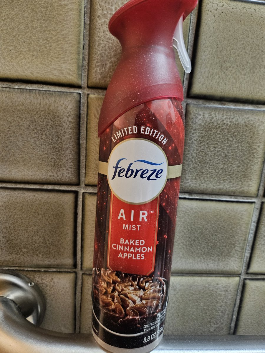 TGeeB's tweet photo. Whoever bought Baked Cinnamon Apples for the work bathroom, we need to talk. Of ALL the scents available, you went with baked goods? Now when somebody takes a shit it smells like somebody took a dump at a fall bake sale. You’ve managed to ruin both the bathroom &amp; apple pie. https://t.co/eujaAfh6jr