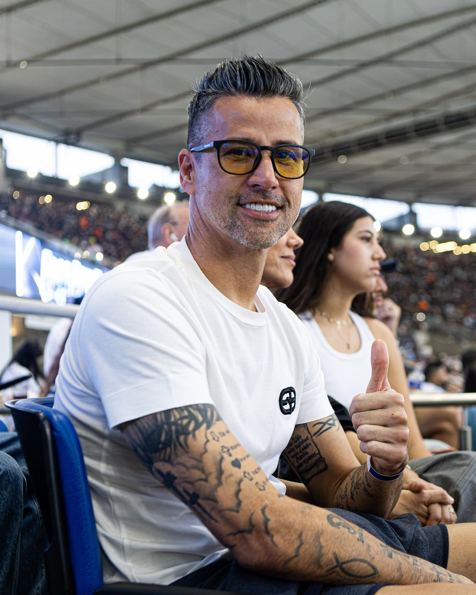 maracana's tweet photo. O paredão Fábio tá em casa curtindo o Rio Game! 🧤🏟️

📷 Daniel Brasil / Maracanã https://t.co/2ckl1mG8HC