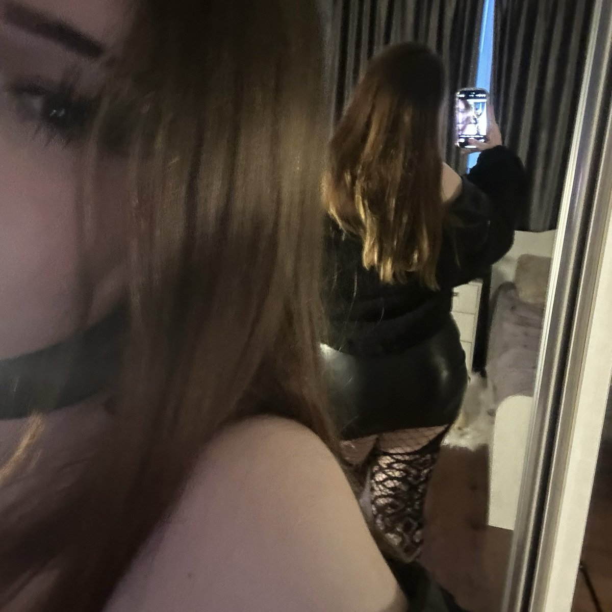 bisksis's tweet photo. long hair https://t.co/6PwXbpj7SR