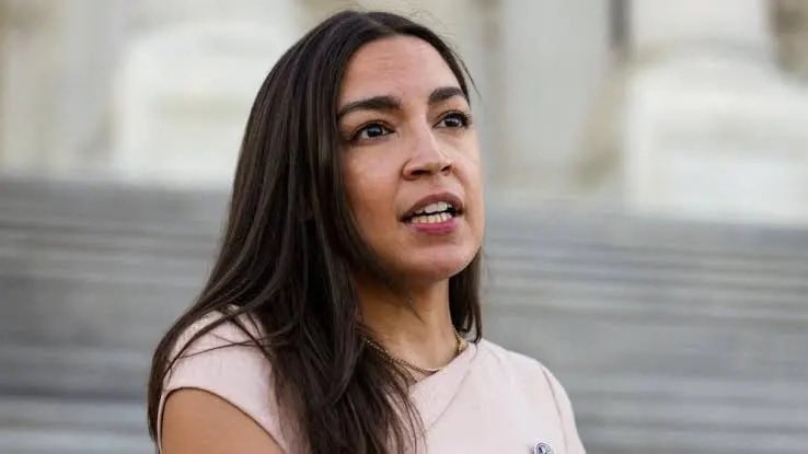 PollTracker2024's tweet photo. Axios: Some Democrats in other close races have explicitly asked Ocasio-Cortez's team to stay away, party officials told Axios.

"The polling is atrocious for her," said a senior Democratic strategist working in a key swing district. "She's a lightning rod."

If they continue, the snubs could hurt AOC's standing as a potential contender in the 2028 Democratic presidential primary, when many voters will prioritize electability.