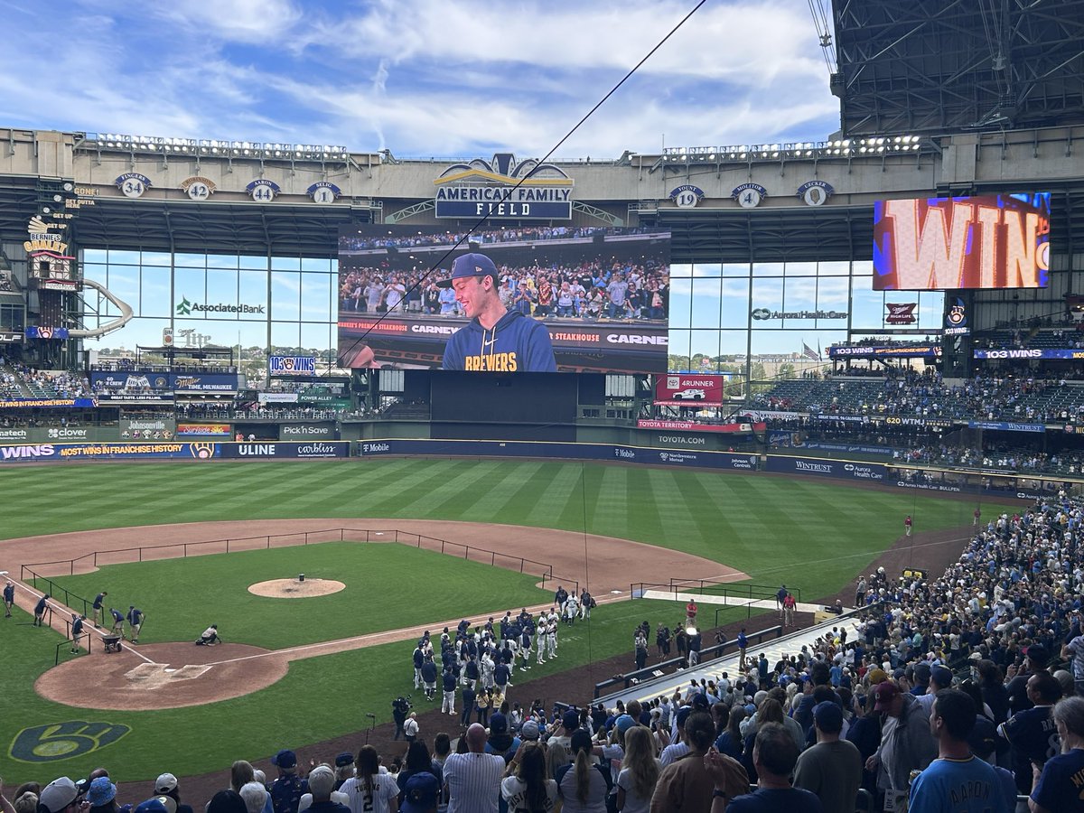 CyrtHogg's tweet photo. Jacob Misiorowski’s parting words to the Milwaukee crowd: “To quote my man Sal, I love beer and go Brewers.” https://t.co/YtE5UbN5gG