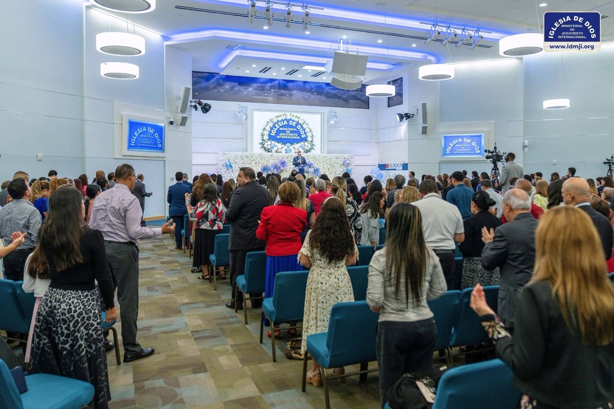 MLPiraquive's tweet photo. Fotografías de la enseñanza Juan 18, presentada el 27 de septiembre de 2026 en las sedes de la Iglesia de Dios Ministerial de Jesucristo Internacional. Realizada por nuestra Hermana María Luisa Piraquive. https://t.co/xFXMDcV0o9