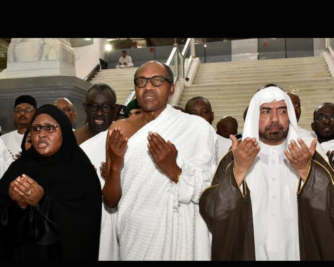 cognitium007's tweet photo. @prinxe_B First frame: President Buhari. Second frame: President Tinubu. Third frame: the Emir of Qatar. Fourth frame: the Emir of Dubai. https://t.co/zD9iHWX4W5