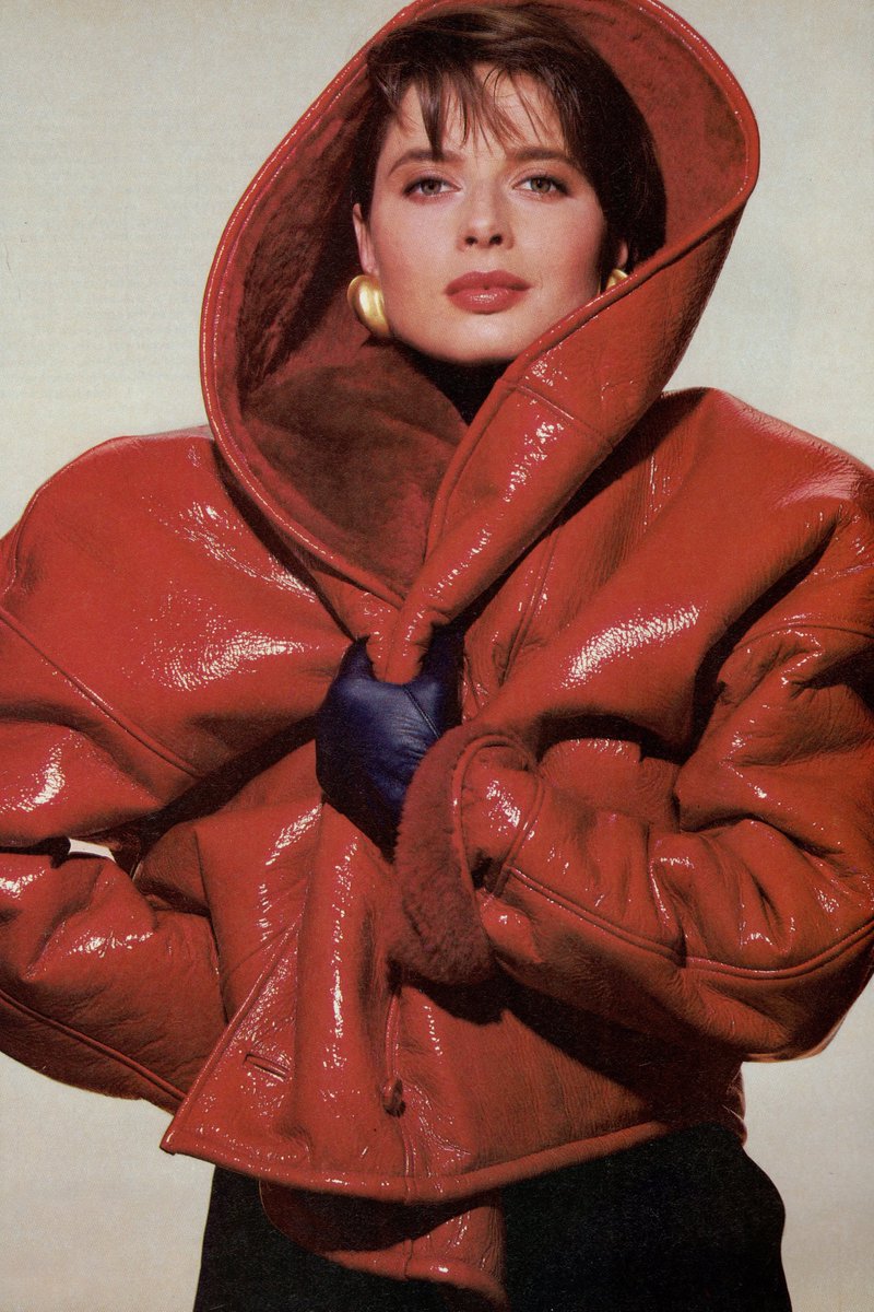 SAINTBERGMAN's tweet photo. isabella rossellini photographed by eric boman for vogue, 1985 https://t.co/iJ0aLwCaW6