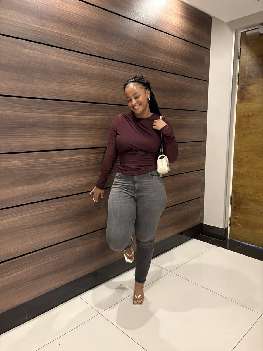 _tshiamophume's tweet photo. 💕 https://t.co/aUFF7y3BQj