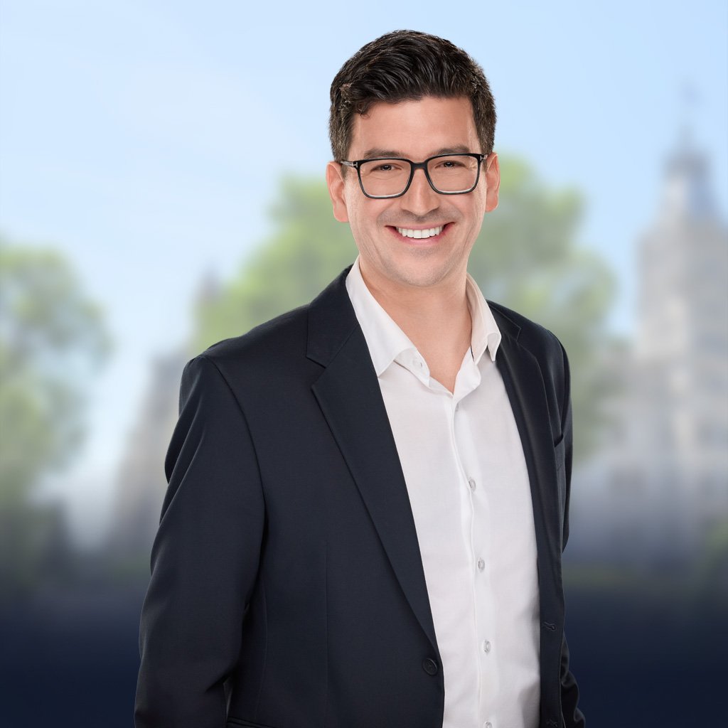 hassinhadi's tweet photo. 🚨🚨 Élections Québec indique qu’après vérifications, aucun responsable d’un lieu de vote dans Louis-Hébert n’a rapporté qu’une candidate aurait été expulsée aujourd’hui.

Chloé Fauchon dément « l’entièreté » des allégations de son adversaire conservateur Marcos Archambault, qu’elle qualifie de « non fondées », et lui demande de se rétracter sans délai.