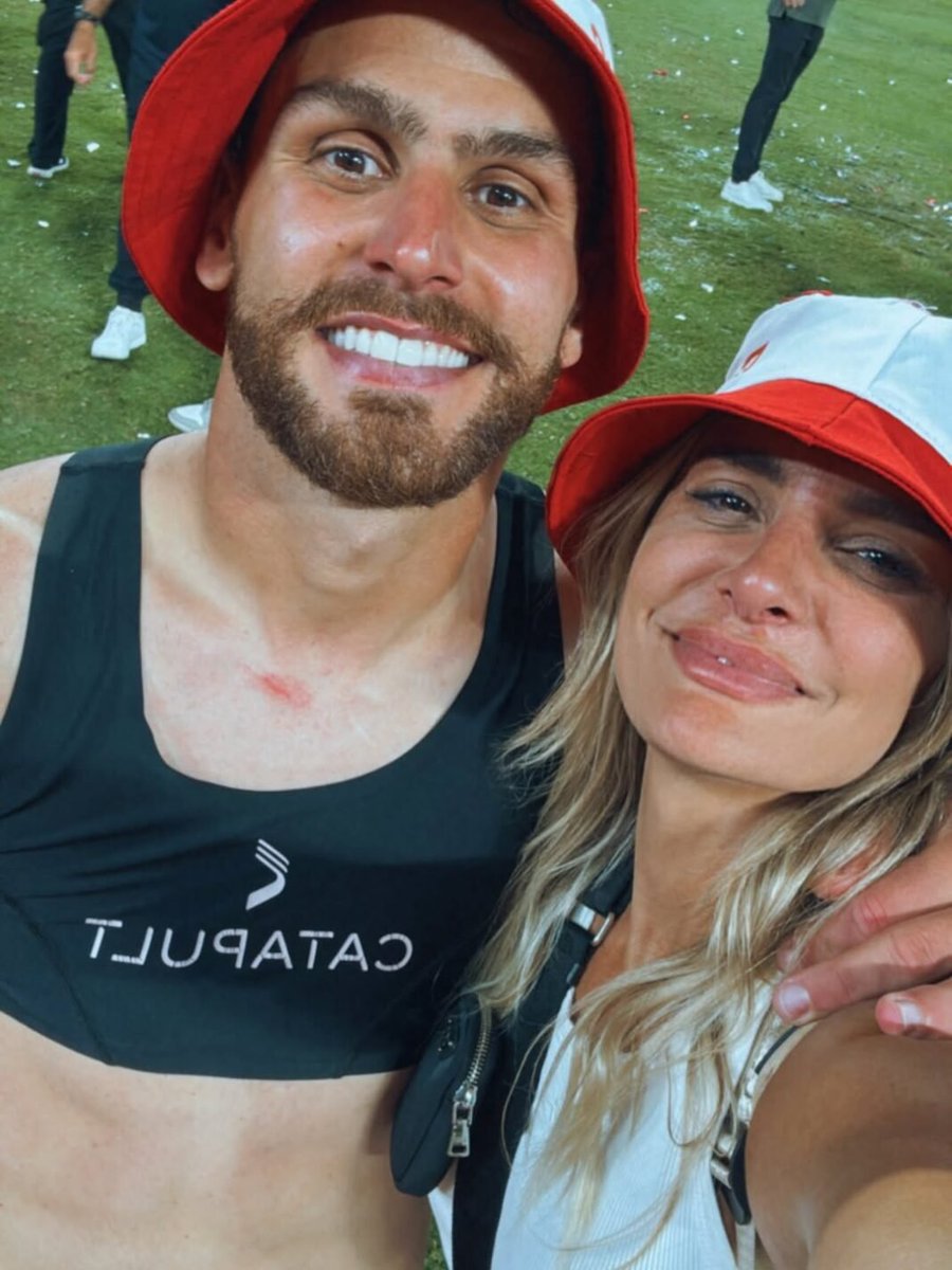 cielosports's tweet photo. #EDLP La esposa de González Pirez explotó tras la final de #Estudiantes: “Va a llegar el día que maten a un árbitro y se termine esta mafia”.

https://t.co/LdT6XdcmUw https://t.co/IrRY0pbCyd