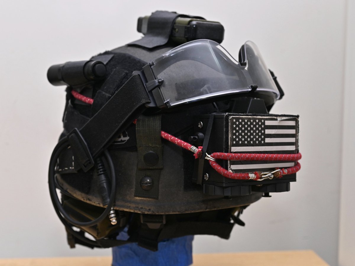Flash_PewPewPew's tweet photo. Helmet setup
#airsofter #gearcollection #75thranger
#RLCS https://t.co/Wq5VDqkgqw