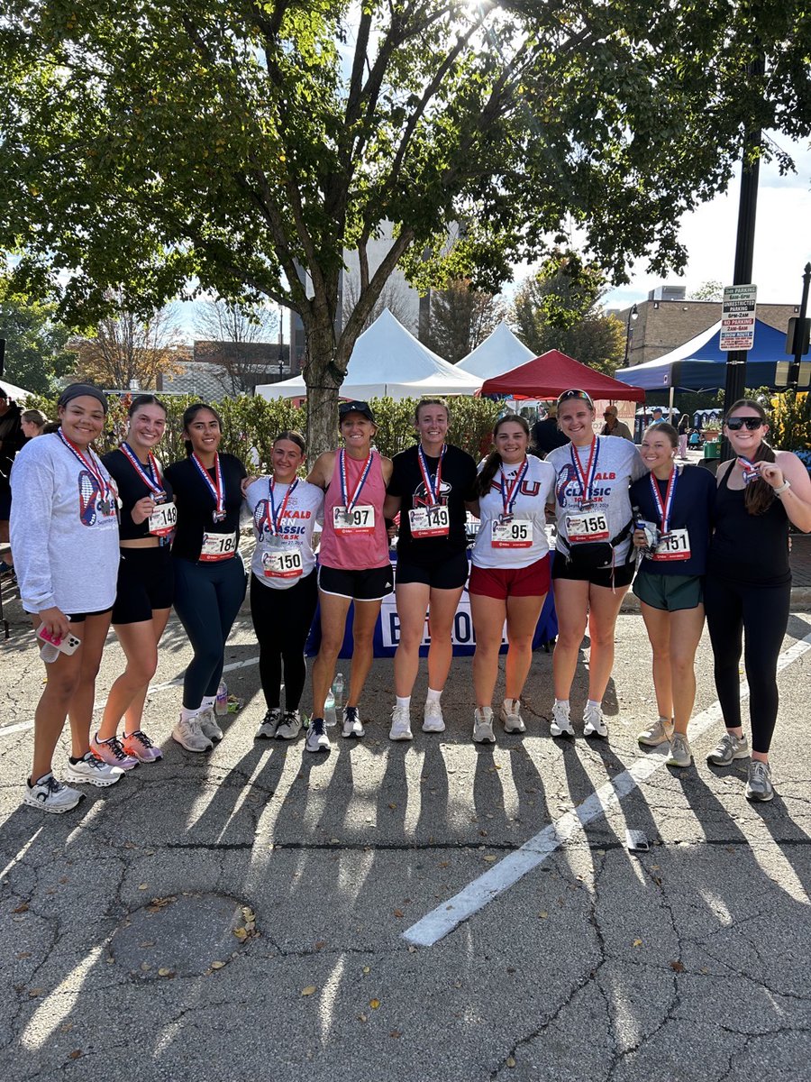 NIUSoftball's tweet photo. Put in the miles ➡️ Put in the work 🌽🏃‍♀️🐾
#CornClassic5K #NIUTeamCamp #GoHuskies https://t.co/JyvLQmhozL