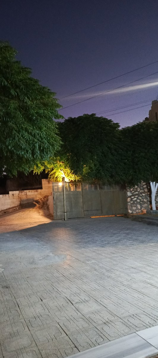 Raneemomarabd's tweet photo. Yeah, I still can't stop thinking about my future as the eldest daughter... Sometimes I think it's fine to take any opportunity and do my work anywhere I can, but on the other hand, the ambitious version of me feels so bad... 'Yeah Raneem, this isn't you
 sweet home after 12h https://t.co/VHTX26MGVh
