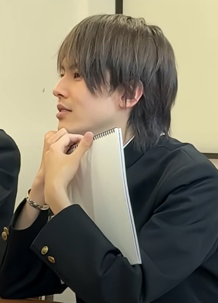 around30tyobko's tweet photo. 横顔　良 https://t.co/JiaVXIxbDo