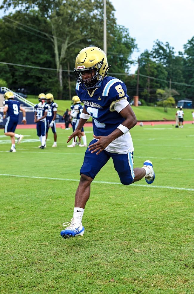 sean_devoted's tweet photo. Reaching the midpoint I’ve tallied 
350+all purpose yards and am top 10 in Georgia in Kick Return yards (if the 1st clip counted I’d be #2) along with some great plays on defense🔥
https://t.co/1PTgdVR0UJ
@coachtommylewis @CoachKstew @RecruitGeorgia @NEGARecruits @SoutheastElite_ https://t.co/k6CC67Owvu