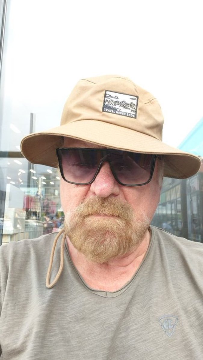 LorisLeo1's tweet photo. I'm single father looking for true love

My New zangi number 
3931716715 https://t.co/0CiAWsb0wA