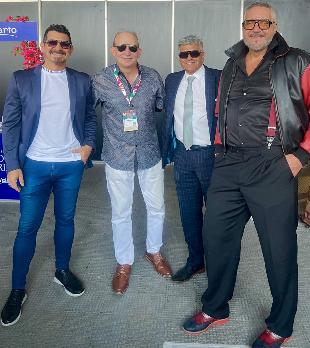 MAGOSINDIENTES's tweet photo. En el #BackStage del #Evento con #Amigos #FashionAndTravel #LaRural #Palermo #Fit2026 https://t.co/31Drc8S7DQ
