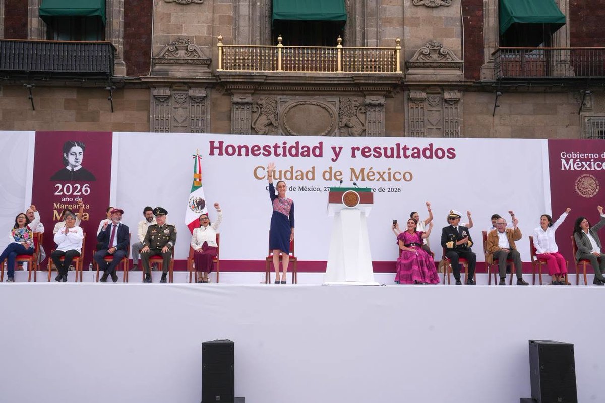 IsraelMorenoVC's tweet photo. Acompañé a nuestra presidenta, @Claudiashein, en la presentación de su informe Rendición de Cuentas: Honestidad y Resultados, un espacio para conocer los avances y las acciones emprendidas en favor de nuestro país.

Desde el @Congreso_CdMex, seguimos trabajando con responsabilidad y compromiso, impulsando iniciativas que contribuyan a consolidar la transformación y a construir un mejor futuro para todas y todos.

#IMR #Transformación