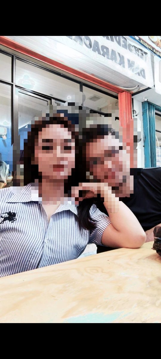 Justnugie79's tweet photo. Sekilas cerita penuh perjuangan utk mendapatkan wf... Awal ya doi tak mau, karna perjuangan sampai mengeluarkan kocek ribuan dollar akhirnya doi luluh juga, wajar lah wanita..luluh sama $,..fntasy kta swing, jd kalau ada single yg dm.. Yakin kalian mampu rayu wf? https://t.co/uxgN6xV9u9