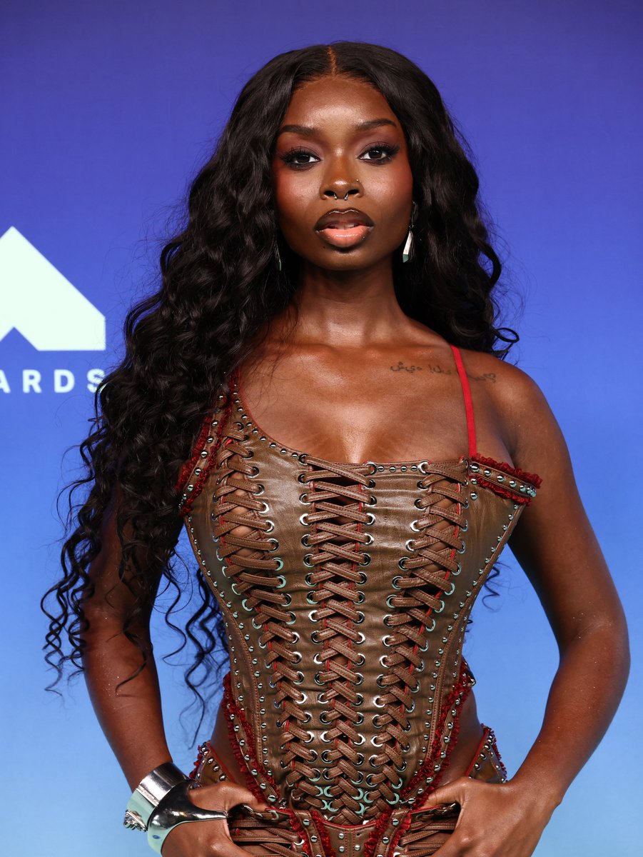 21metgala's tweet photo. Olandria attends the 2026 MTV Video Music Awards. https://t.co/MBnzqP7dDo