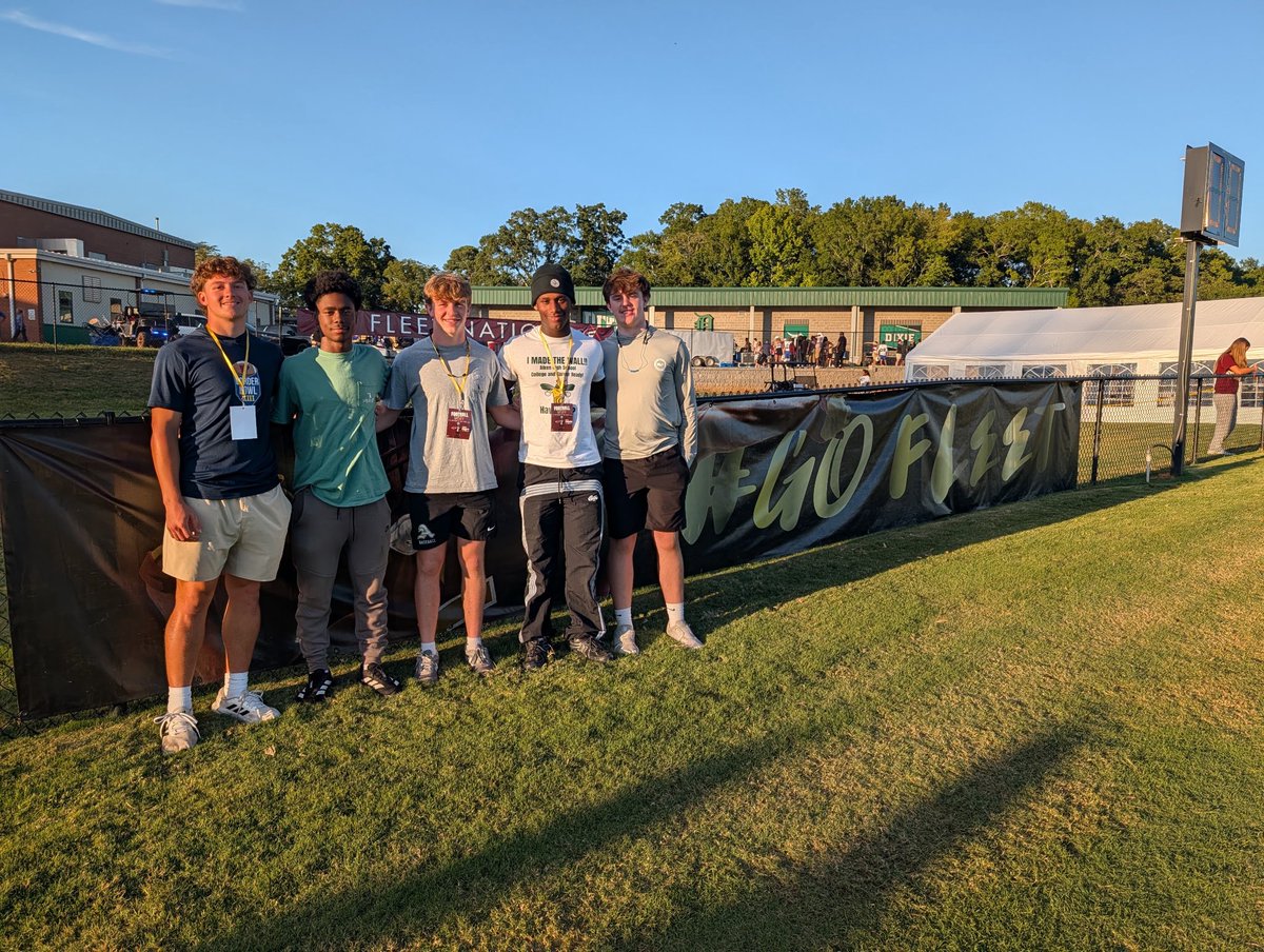 graykitchings's tweet photo. Wanted to thank @FleetFB for having me out yesterday! I had a great time with my teammates touring the school and meeting  @icoachfb. Can’t wait to be back. @DAWGHZERECRUITS @ItsKyleDawson @Recruit_Aiken @CoachJByrd_ @iguerin https://t.co/9kRJuPoqjO