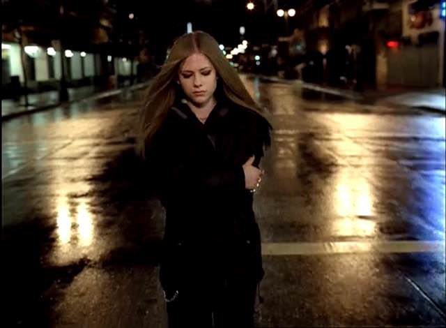 MmobNoLimit's tweet photo. Happy birthday Avril Lavigne. I love you 🐐🐐🐐 https://t.co/ck4au8KyeS