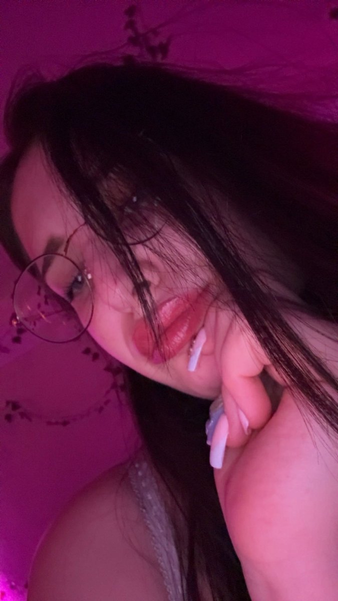 CashGoddessJosy's tweet photo. Late Night Melk Session du Loser, antreten! 

#melksession #Findom #FinDomme #Findomme #Zahlsklave
#Zahlsklaven #CashSlave #CashSlavery
#PayPig #PayPiggy #Tribute #TributeToMe #MoneySlave #FinancialDom https://t.co/R0QUQjabsT