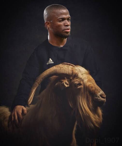 RyoXeneize's tweet photo. @BocaJrsOficial Cristiano Ronaldo? Nazario? Despiertenme cuando no hablen de fraudes y mencionen al Enner Valengoat https://t.co/jgI6PJZbSZ