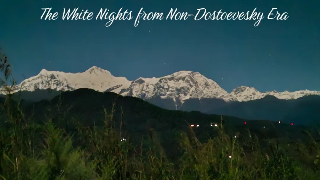 doctorsapienss's tweet photo. Autumn Moon &amp; White Peaks https://t.co/jDlZFLS3oA