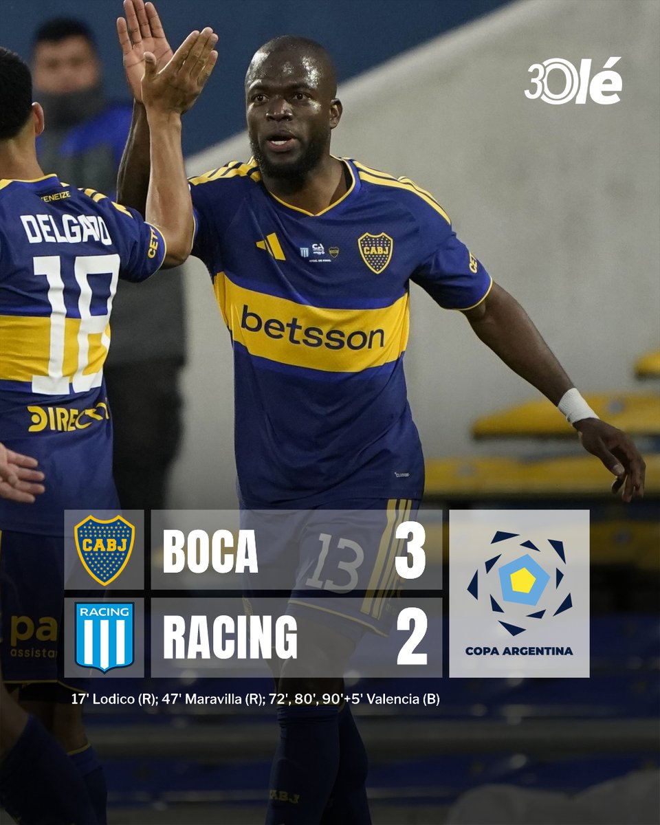 DiarioOle's tweet photo. ¡¡𝐄𝐍𝐍𝐄𝐑 𝐕𝐀𝐋𝐄𝐍𝐂𝐈𝐀 𝐇𝐄́𝐑𝐎𝐄 𝐘 𝐑𝐄𝐌𝐎𝐍𝐓𝐀𝐃𝐀 𝐇𝐈𝐒𝐓𝐎́𝐑𝐈𝐂𝐀 𝐃𝐄 𝐁𝐎𝐂𝐀!! 🇸🇪💥

HAT TRICK del ecuatoriano y el Xeneize se lo DIO VUELTA a Racing a los ¡90'+5'!

🔜🏆 Ahora, el equipo de Arruabarrena se enfrentará a Banfield en las semifinales de la Copa Argentina

🎓✖️ Duro golpe para la Academia, que ya viene de un flojo semestre.