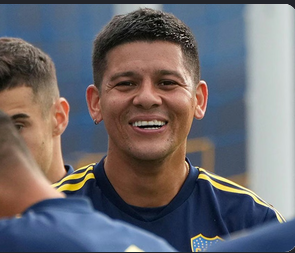 sasandsz's tweet photo. @RacingClub tu sonrisa es mi felicidad capitán querido https://t.co/Fce4B9ax5R