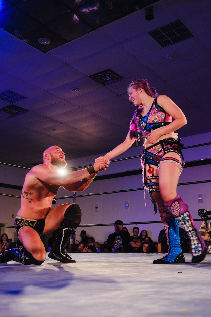 Bodega_Papi's tweet photo. ⭐️ ETU Presents: Marcus Mathers AIW4 ⭐️

A night to remember. 
Full of moments you won’t forget. 

#WatchETU | @ETUwrestling https://t.co/oCv7ZvdKB1