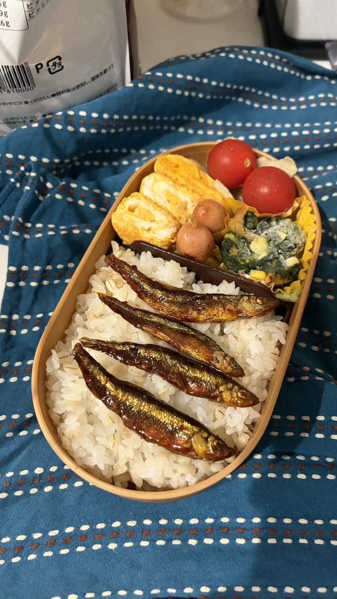 teitku's tweet photo. 今日のお弁当

塩ダレキャベツと若狭弁当 https://t.co/zYWRzEg9jy