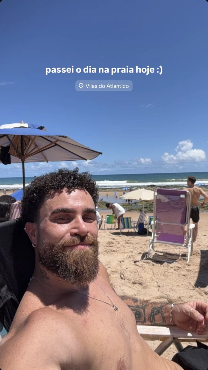 ssermota's tweet photo. eu na praia/eu no pós praia https://t.co/IgETTTLDCJ