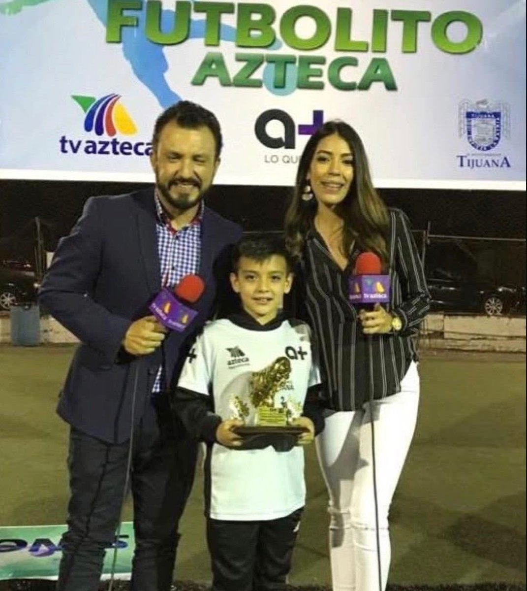 alfredovenega16's tweet photo. Momentos Sublimes de Gilberto Mora en Tijuana

Cuándo ganó el Futbolito Azteca, 3 meses antes de su debut en primera división. Fue MVP y máximo goleador del torneo. 

📷: Edgar Acevedo https://t.co/xUbZNlfuH8