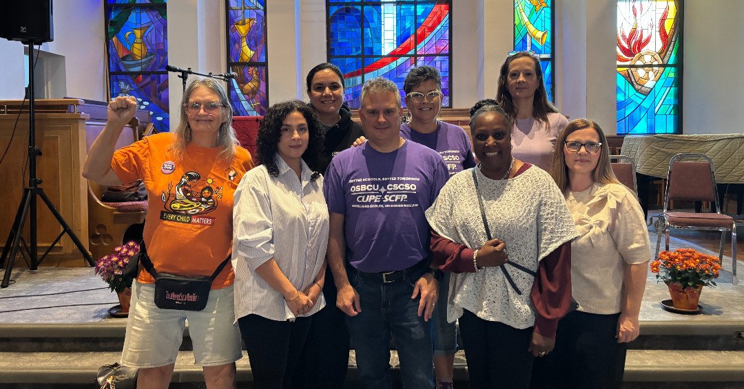 osbcucscso's tweet photo. "Governments count on us staying in our own lanes. Solidarity is how we refuse." OSBCU President Joe Tigani in Toronto today.

Workshops, a panel with OCHU, OPSEU, OCAP and Amazon organizers, and one message: this fight is ours.

#onpoli #CUPE https://t.co/qsXrJSS8Le