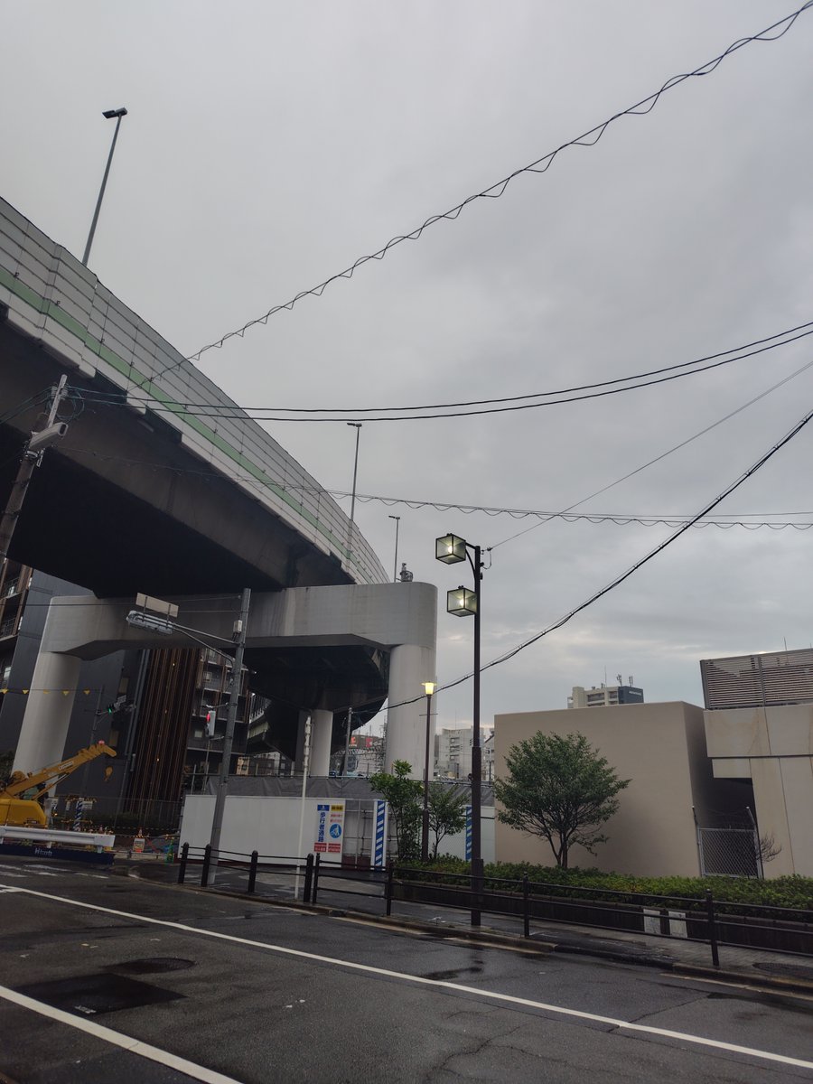 ODAkizuten's tweet photo. おはようございます☂️
木津市場の業務用スーパー、オーディエーです

週末に引き続き雨の月曜日になりました。
大阪は明日まで雨の予報なので気分もどんより(-_-)

これから寒くなっておでんやお鍋の時季に活躍する薬味たち。
おでん＋柚子胡椒が大好きです😊🎶

#企業公式が毎朝地元の天気を言い合う https://t.co/DMaAHItI1g