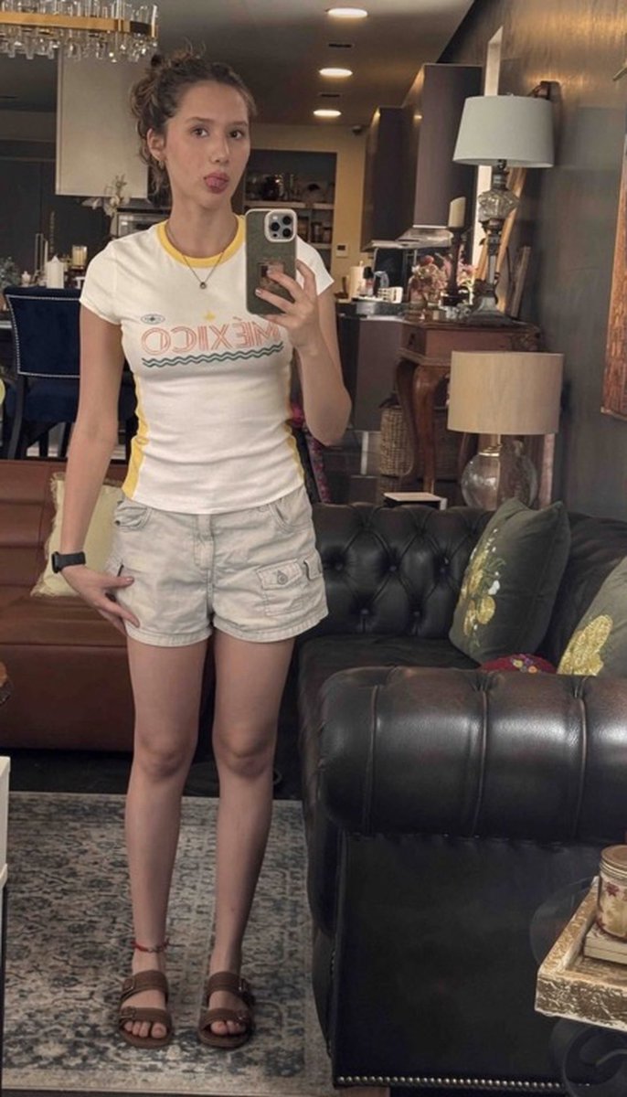 zbf7lbwc's tweet photo. What do u guys think of exposed julia 
Dm to submit https://t.co/vo7fM5LYJX